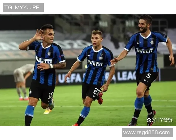 国米与AC米兰世纪德比大战再燃蓝黑红黑巅峰对决谁能称雄