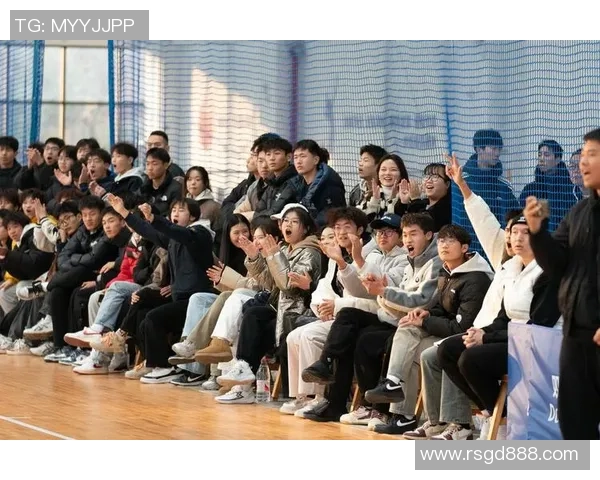 篮球点燃青春梦想凝聚团队力量谱写拼搏与荣耀的新篇章