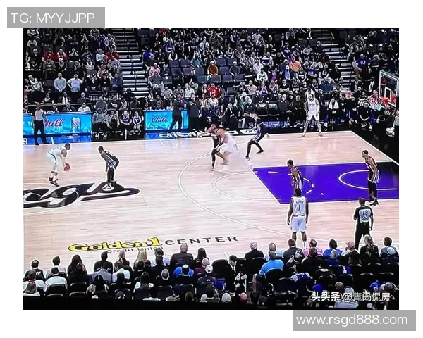 国王队与快船队的激烈对决谁能在NBA赛场上笑到最后 国王队与快船队的激烈对决谁能在NBA赛场上笑到最后